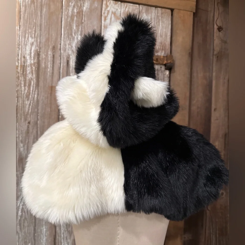 RARE SpiritHoods MOON WOLF Collector's Edition SHAWL Cloak Scarf Secret Pawket - Picture 8 of 12